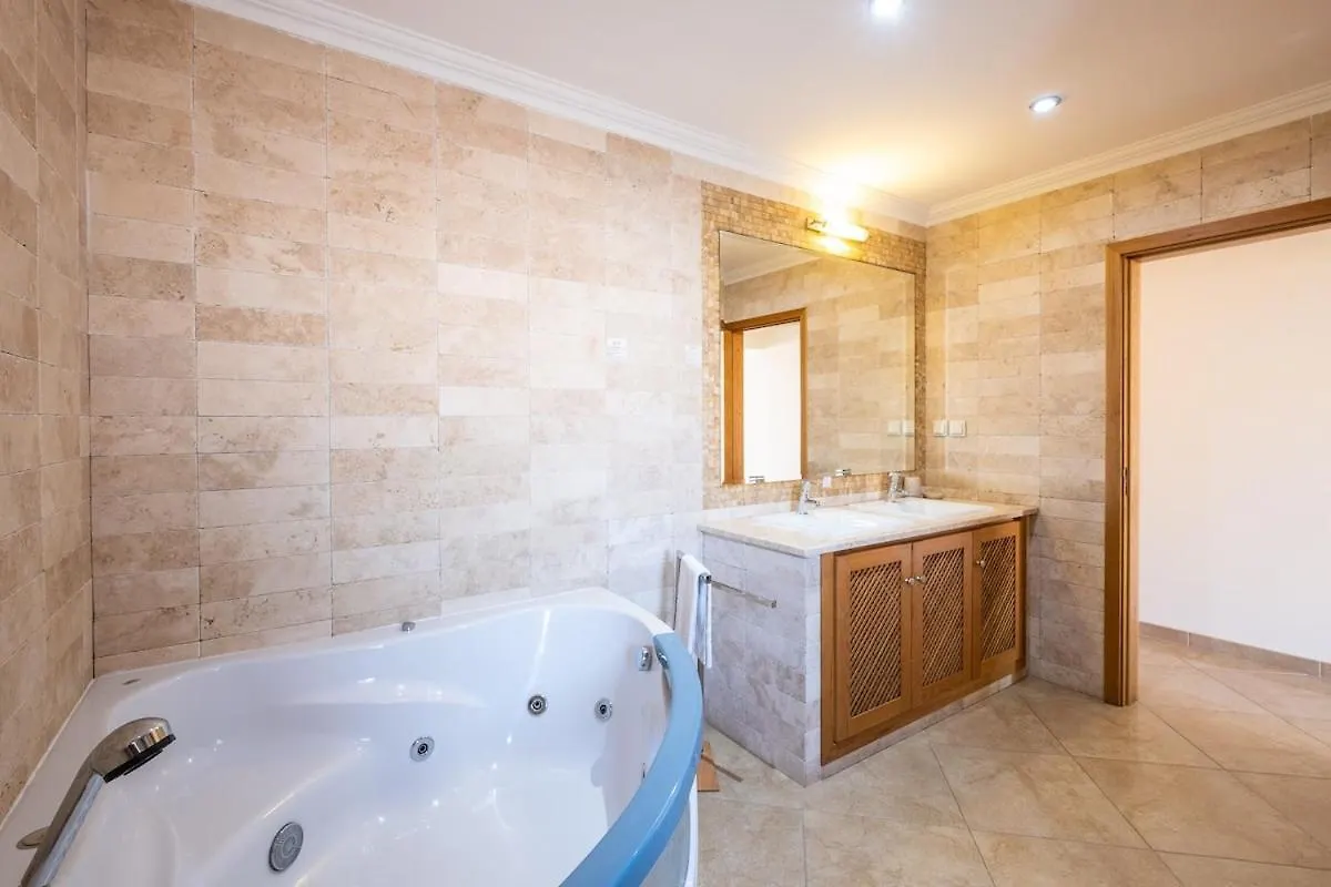 Villa Simao Guia