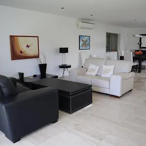 Dos Salgados, 5bdr, Front, Near Salgados Golf Club Guia (Faro)